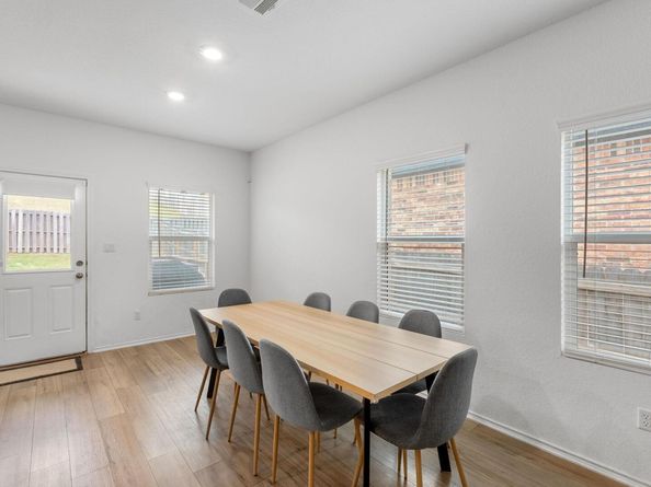 1240 Sweetspire ST, Leander TX 78641