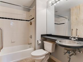 710 Colorado ST 2D, Austin TX 78701