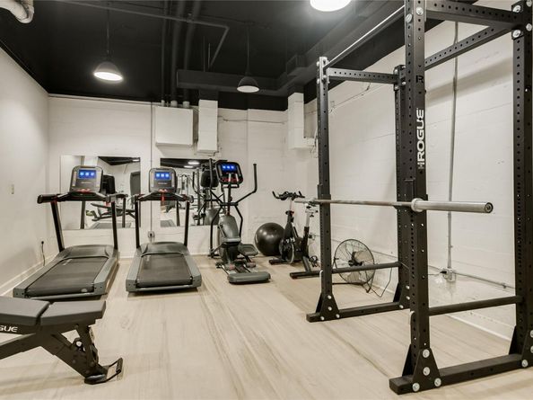 710 Colorado ST 2D, Austin TX 78701