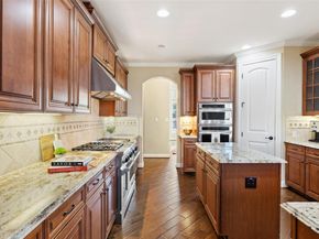 407 Bella Montagna CIR, Lakeway TX 78734