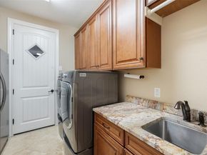 407 Bella Montagna CIR, Lakeway TX 78734