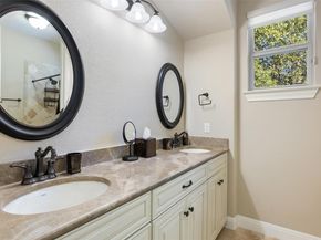 407 Bella Montagna CIR, Lakeway TX 78734