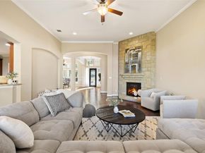 407 Bella Montagna CIR, Lakeway TX 78734