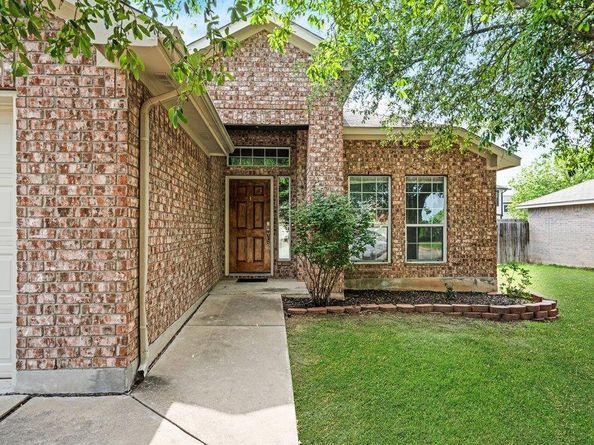 107 S Treasure Oaks DR, Leander TX 78641