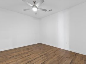 4801 Springdale RD 1107, Austin TX 78723