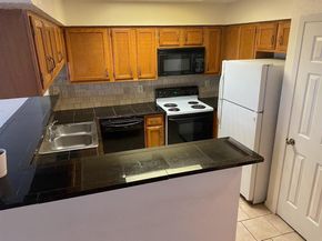 915 W 23rd ST 108, Austin TX 78705