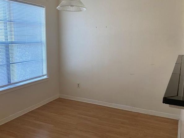 915 W 23rd ST 108, Austin TX 78705