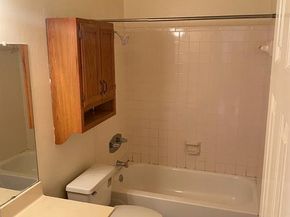 915 W 23rd ST 108, Austin TX 78705