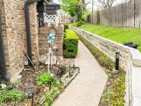 1748 Ohlen RD 3, Austin TX 78757