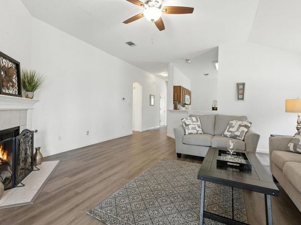 107 Chandler View TRL, Round Rock TX 78665