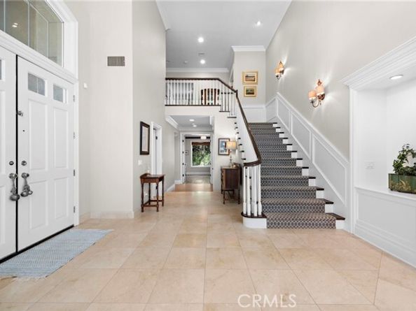 2 Lafayette Lane, Laguna Hills CA 92679
