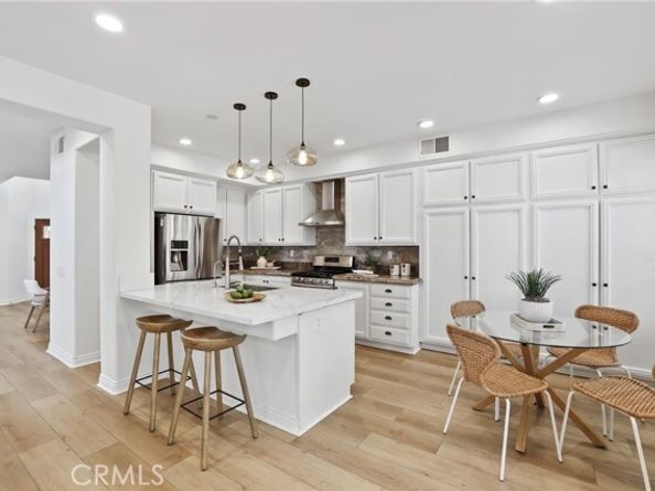 35 Blazewood, Lake Forest (el Toro) CA 92610