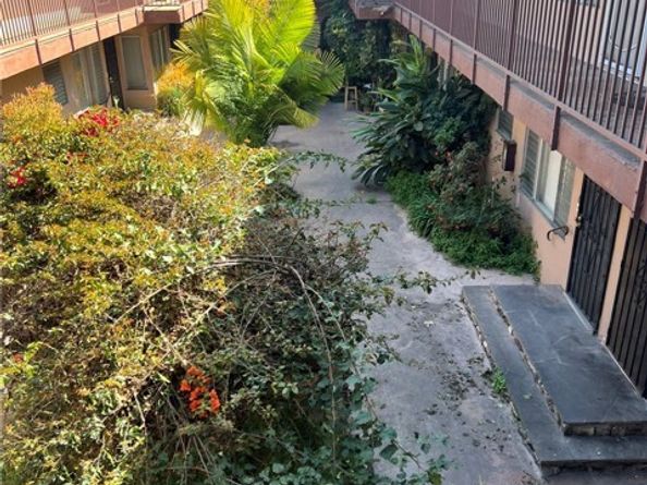 640 Elm Avenue 26, Long Beach CA 90802