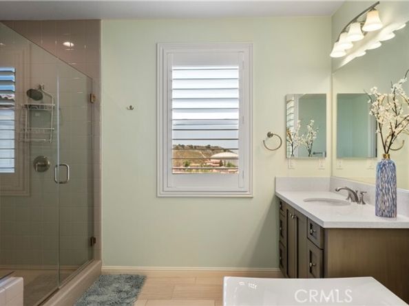 46 Dogwood, Lake Forest (el Toro) CA 92630