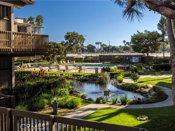 5327 Marina Pacifica Drive Key 19, Long Beach CA 90803