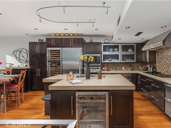 5327 Marina Pacifica Drive Key 19, Long Beach CA 90803