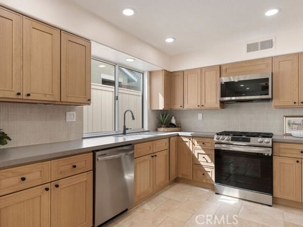 1222 S Silver Star Way, Anaheim CA 92808