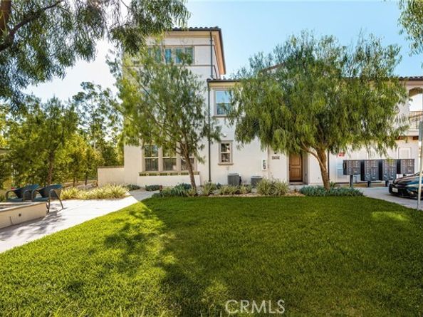 1414 El Paseo, Lake Forest (el Toro) CA 92610