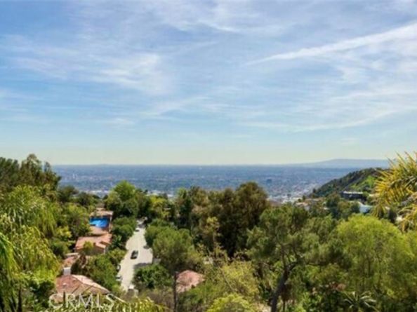 7218 Mulholland, Los Angeles CA 90068