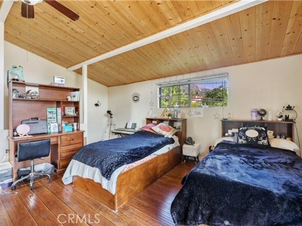 9691 Saluda Avenue, Tujunga (los Angeles) CA 91042