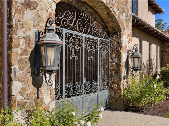 18795 Heritage Drive, Poway CA 92064