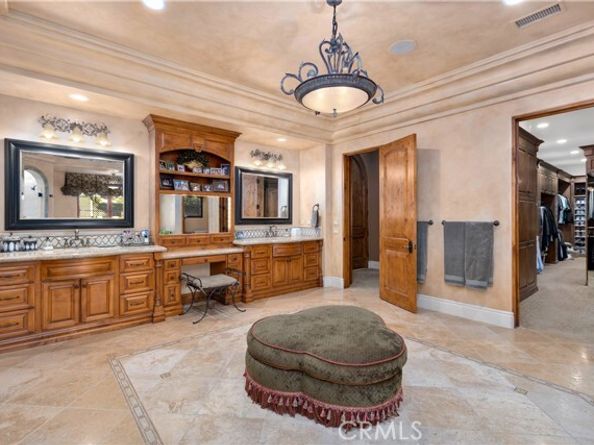 18795 Heritage Drive, Poway CA 92064
