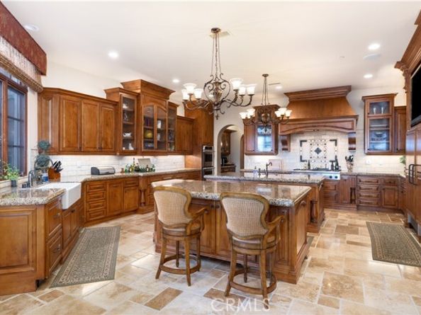 18795 Heritage Drive, Poway CA 92064