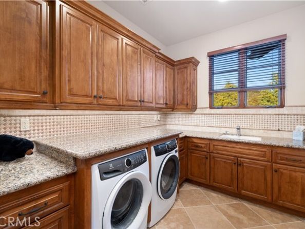 18795 Heritage Drive, Poway CA 92064