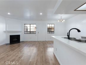 15946 Vanowen Street 103, Van Nuys (los Angeles) CA 91406