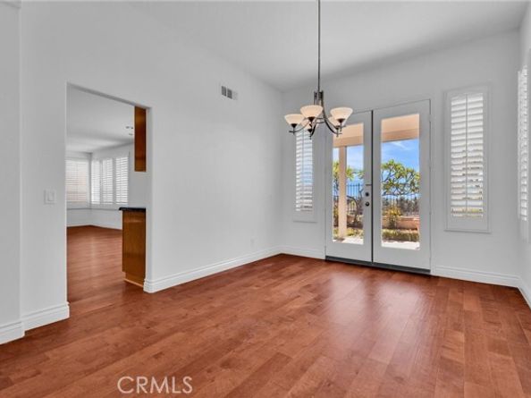 32 Salinas, Lake Forest (el Toro) CA 92610