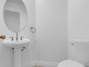 32 Salinas, Lake Forest (el Toro) CA 92610