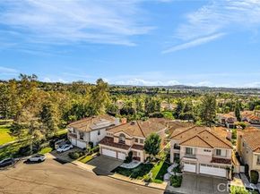 32 Salinas, Lake Forest (el Toro) CA 92610