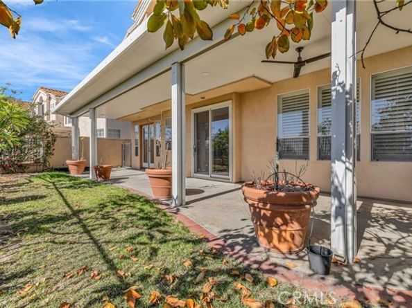 32 Salinas, Lake Forest (el Toro) CA 92610