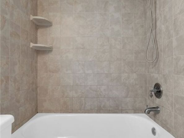 32 Salinas, Lake Forest (el Toro) CA 92610