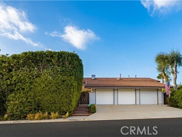 10721 Equestrian Drive, Tustin CA 92705