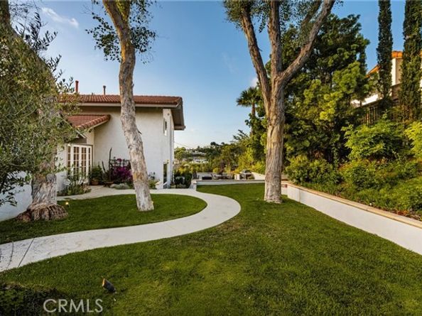 10721 Equestrian Drive, Tustin CA 92705
