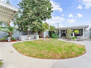 9488 Foster Rd., Bellflower CA 90706