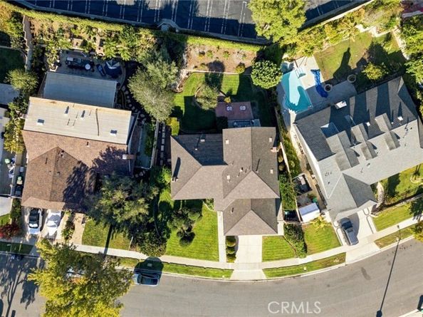 2762 Tern Circle, Costa Mesa CA 92626