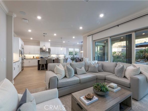 1809 Canyon Oaks Lane, Lake Forest (el Toro) CA 92610
