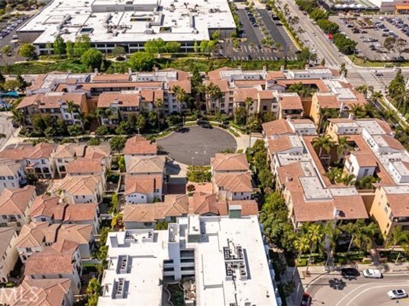 13031 Villosa Place 437, Los Angeles CA 90094