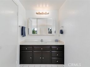 1059 N Glendora Avenue, Covina CA 91724