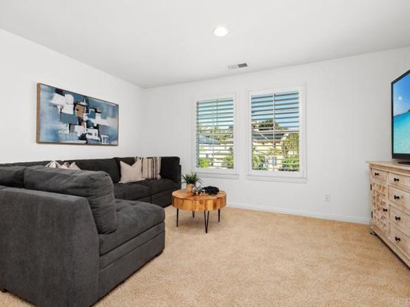 6777 Lonicera, Carlsbad CA 92011