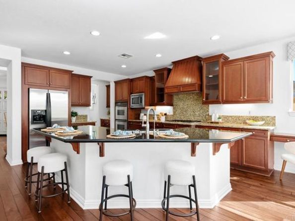 6777 Lonicera, Carlsbad CA 92011