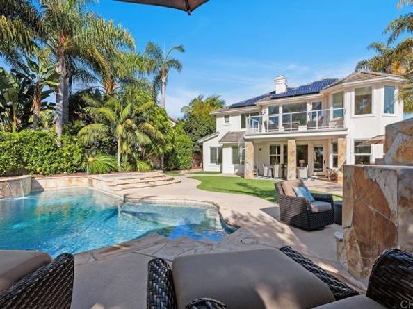 6777 Lonicera, Carlsbad CA 92011