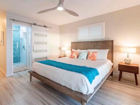 498 Neptune, Encinitas CA 92024