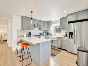 376 Acacia Drive, Carlsbad CA 92008