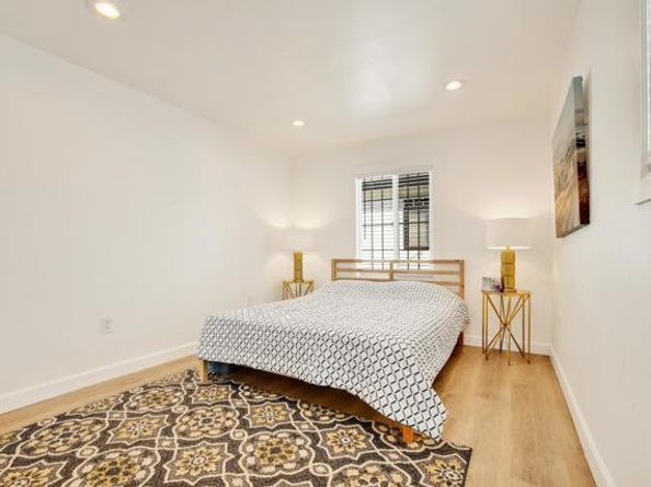 376 Acacia Drive, Carlsbad CA 92008