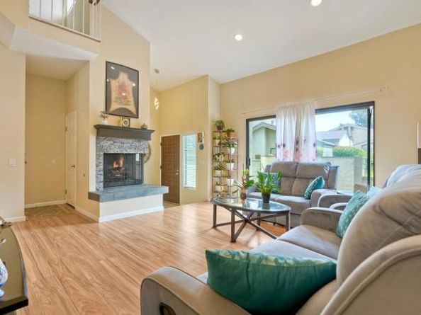 3304 Caminito Eastbluff 143, La Jolla (san Diego) CA 92037