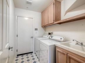 2183 Crest View Glen, Escondido CA 92026