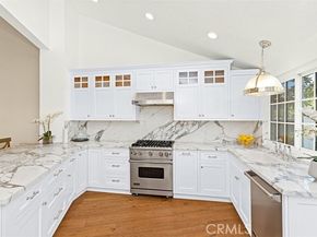 3 Del Perlatto, Irvine CA 92614